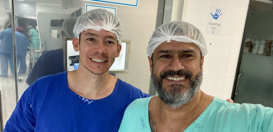 Mais um pioneirismo no HNSC: cirurgia de prótese discal lombar pelo SUS